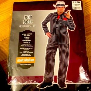 NEW in BAG, MOB BOSS Halloween costume.  Size:  Mens MED.   3 pieces.